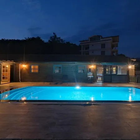 Ξενοδοχείο Luxurious And Serene Surrounded By Stunning Mountain View Φετιγιέ